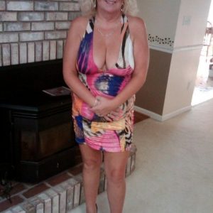 Les promesses en l’air m’excitent pas. Céline - rencontre-Cougar-Saint-Brieuc